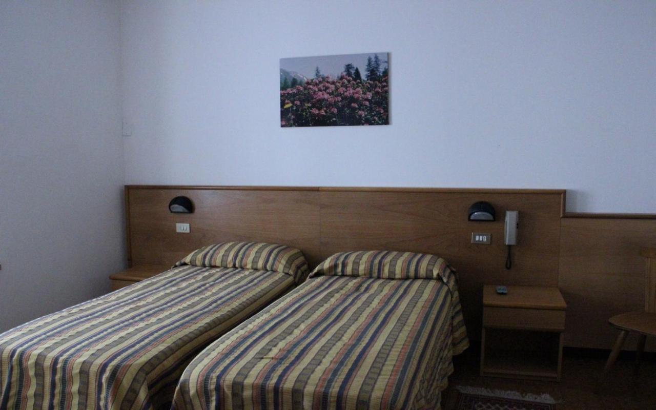 Albergo Speranza Spiazzi Di Monte Baldo Spiazzi Di Caprino Zewnętrze zdjęcie